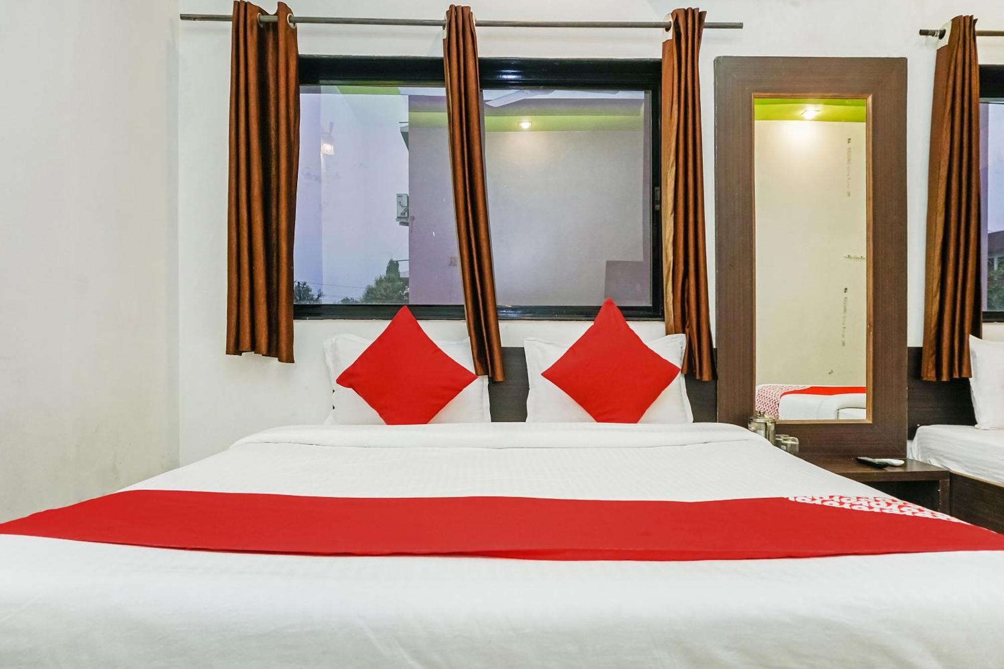Super Hotel O Shirdi Sai Inn Екстериор снимка