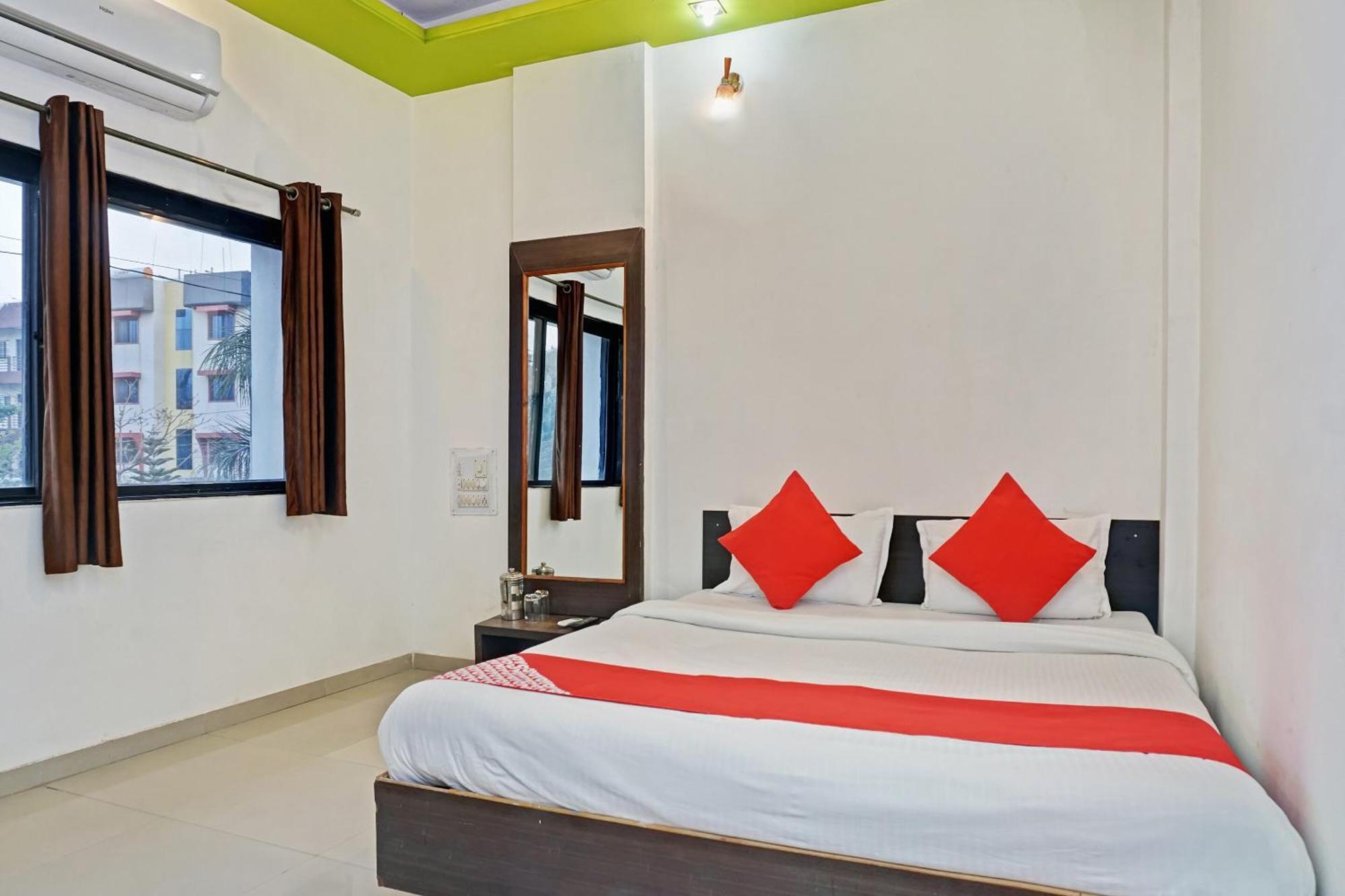 Super Hotel O Shirdi Sai Inn Екстериор снимка