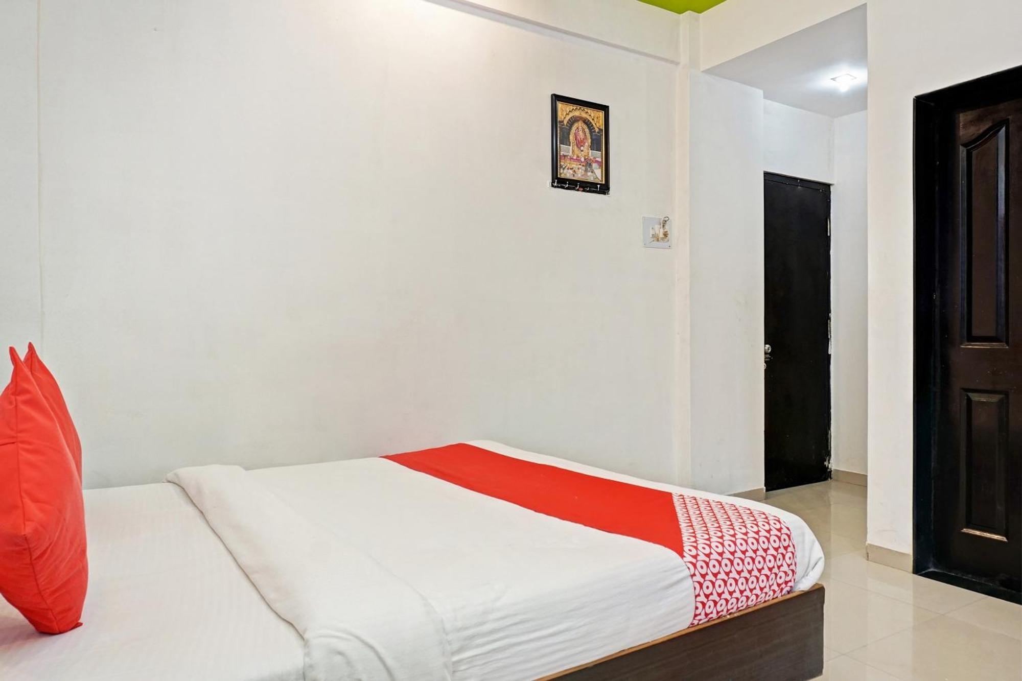 Super Hotel O Shirdi Sai Inn Екстериор снимка